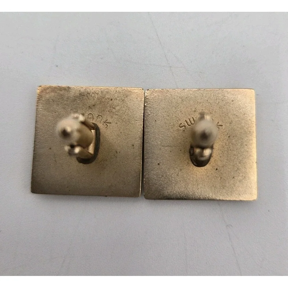Vintage SWANK Golf Tone Cufflinks Square Wavy Lines‎ Retro Pair Gilt Brass Class